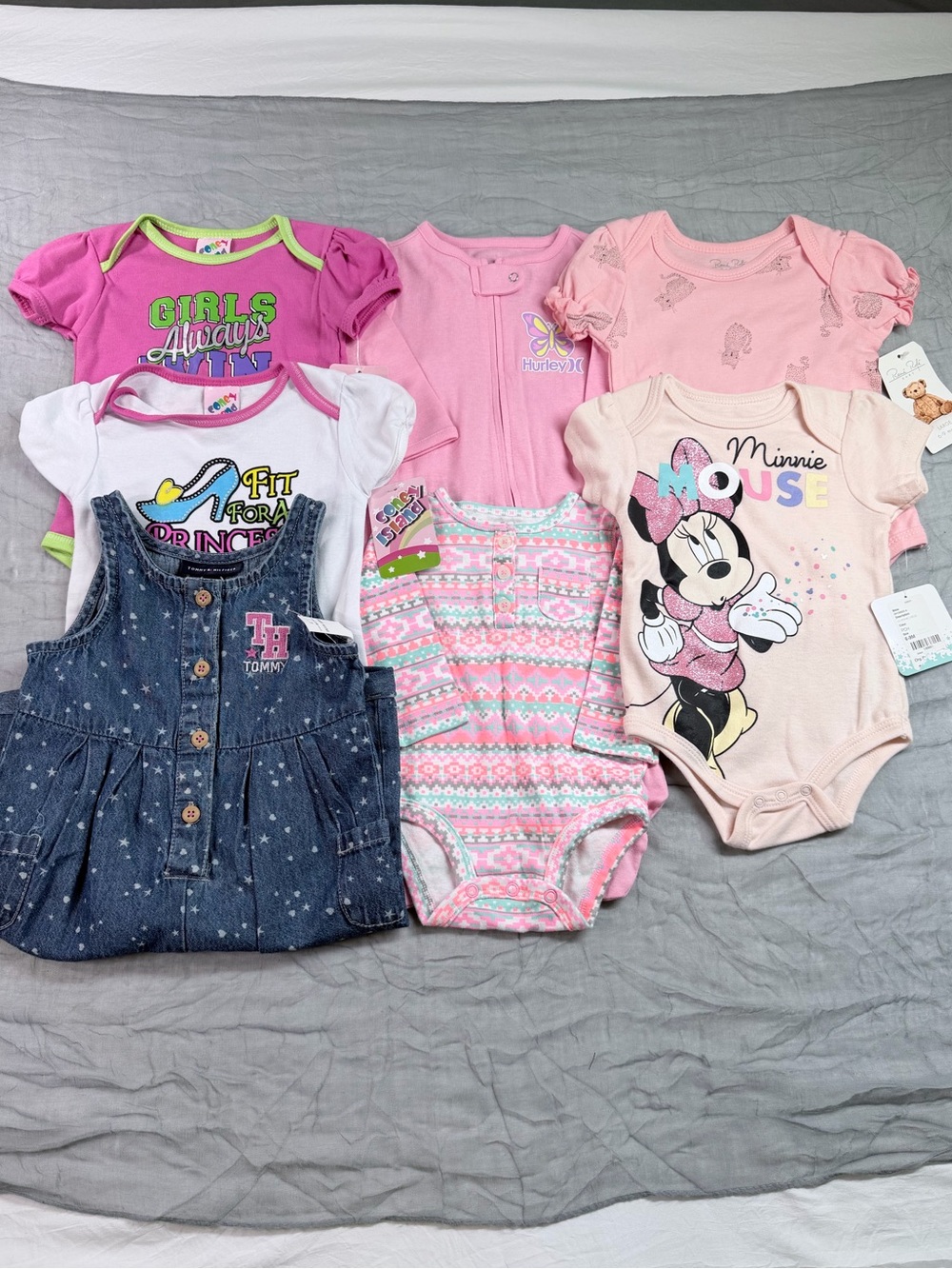 Baby Girl 8 PC Clothes Lot /Size Pink, White, Purple